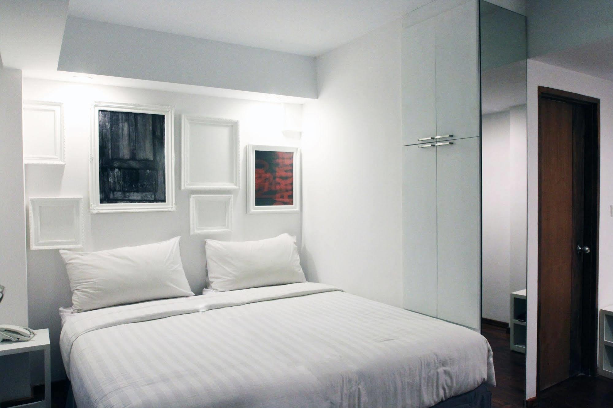 Capital O 852 The Silk At Dago Hotell Bandung Exteriör bild