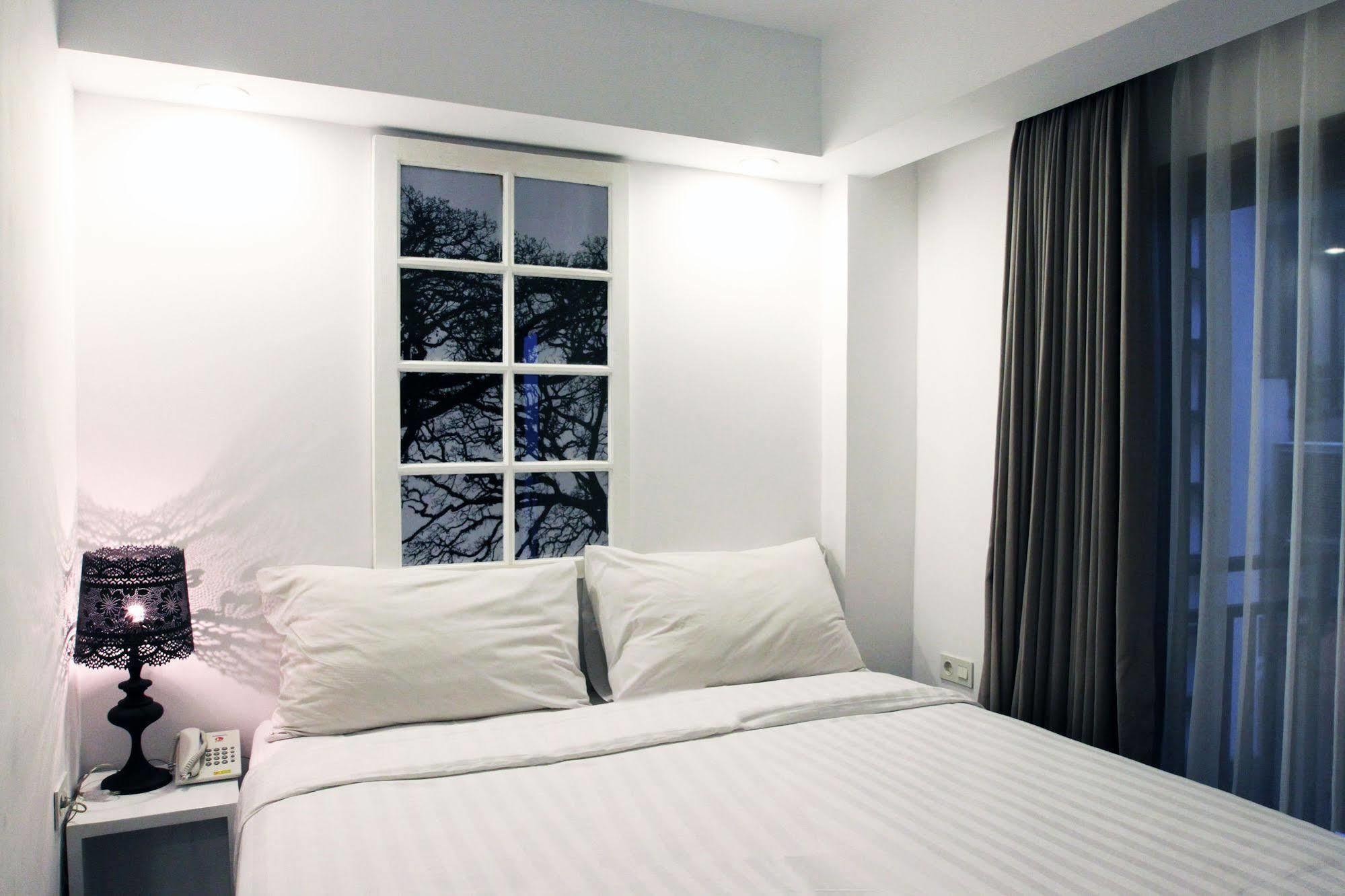 Capital O 852 The Silk At Dago Hotell Bandung Exteriör bild