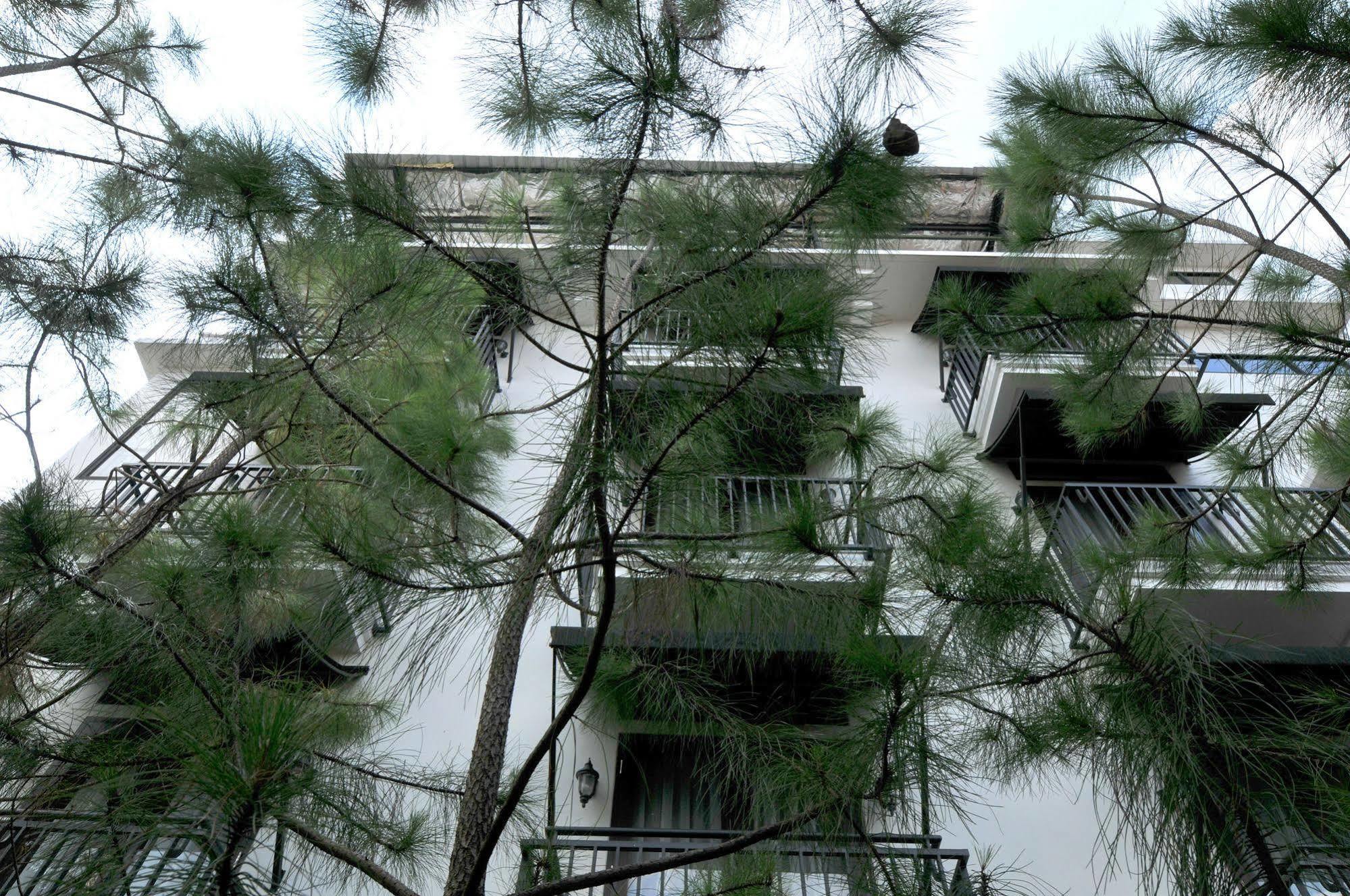 Capital O 852 The Silk At Dago Hotell Bandung Exteriör bild