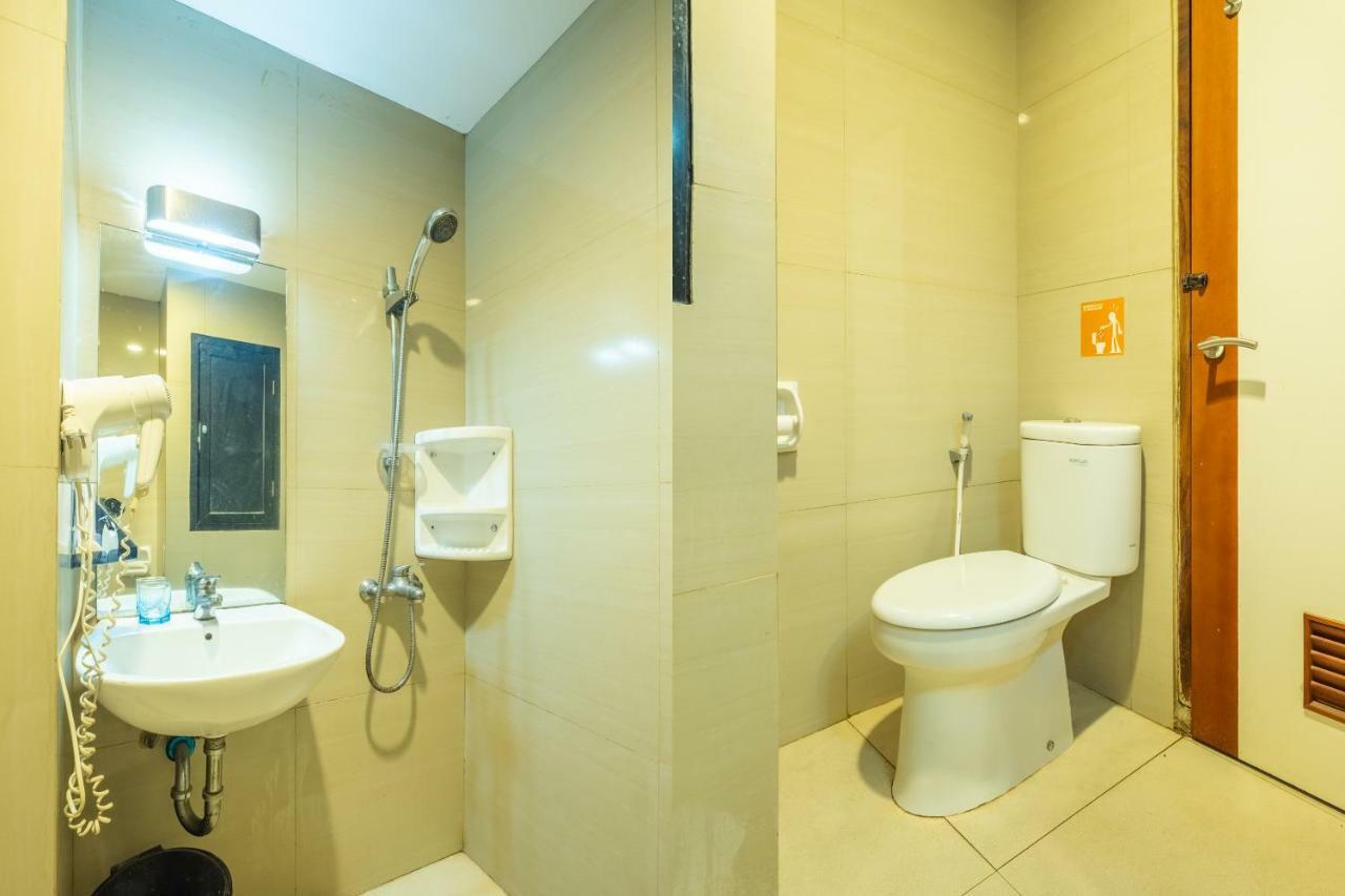 Capital O 852 The Silk At Dago Hotell Bandung Exteriör bild