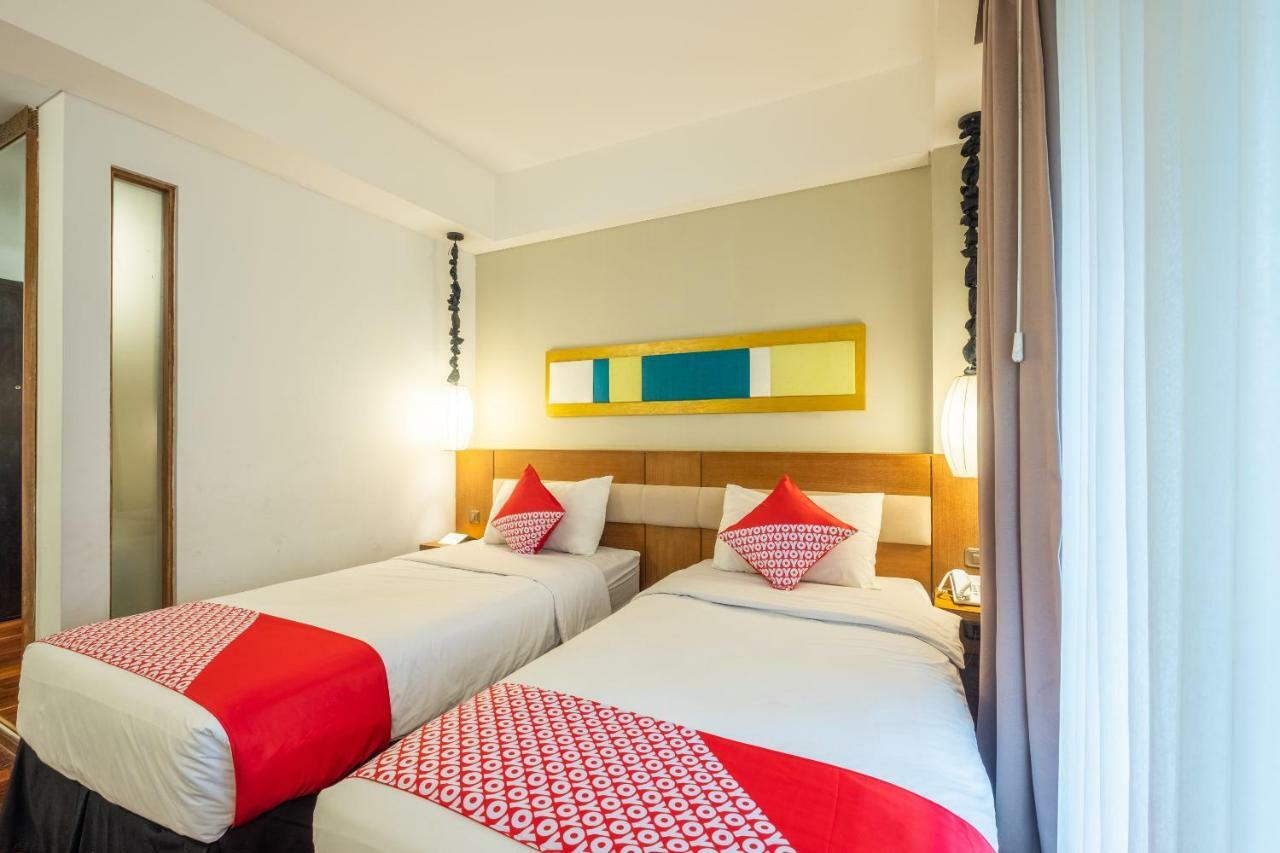 Capital O 852 The Silk At Dago Hotell Bandung Exteriör bild